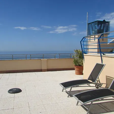 2f Mtr - Temporary Rent 3bedrooms Old Town Lägenhet Marbella