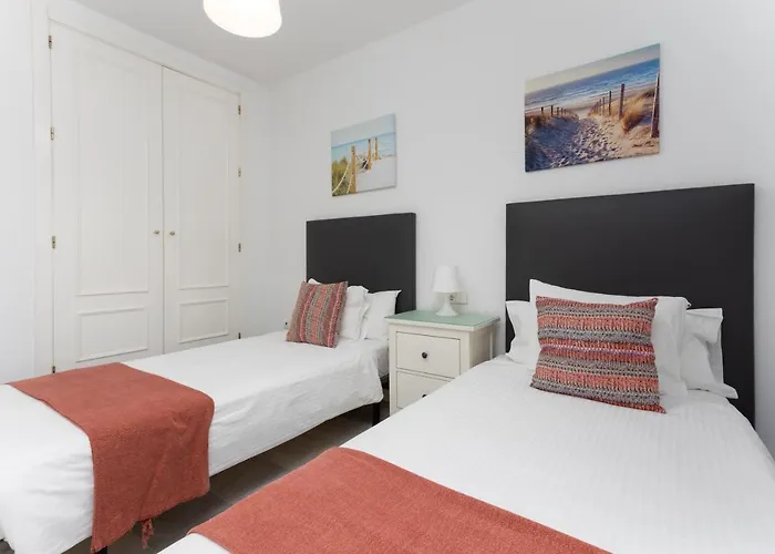 2f Mtr - Temporary Rent 3bedrooms Old Town *