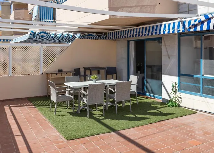 2f Mtr - Temporary Rent 3bedrooms Old Town Apartman *
