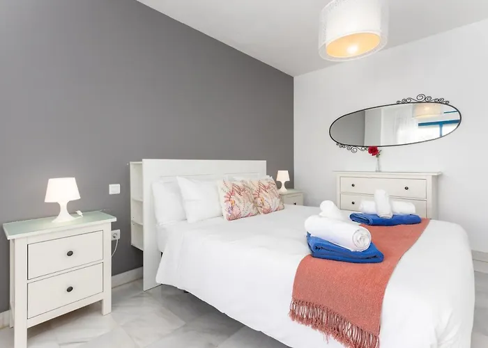 2f Mtr - Temporary Rent 3bedrooms Old Town