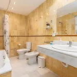 2f Mtr - Temporary Rent 3bedrooms Old Town