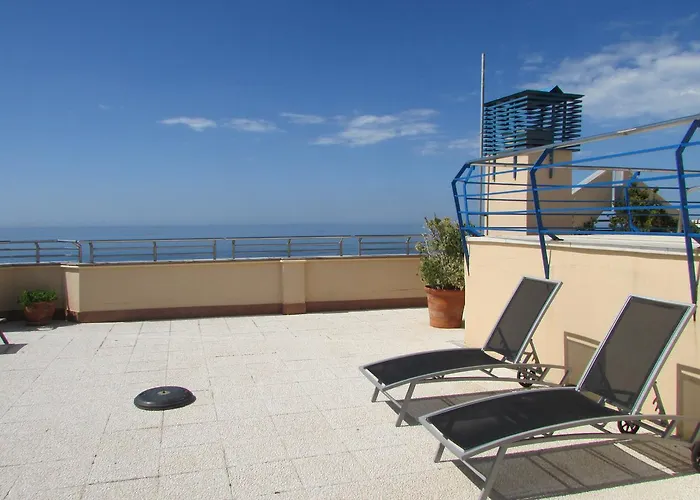 2f Mtr - Temporary Rent 3bedrooms Old Town Apartment Marbella